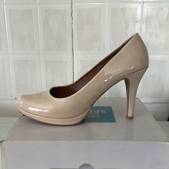 Spring Nude Heels - Picture 2 of 4